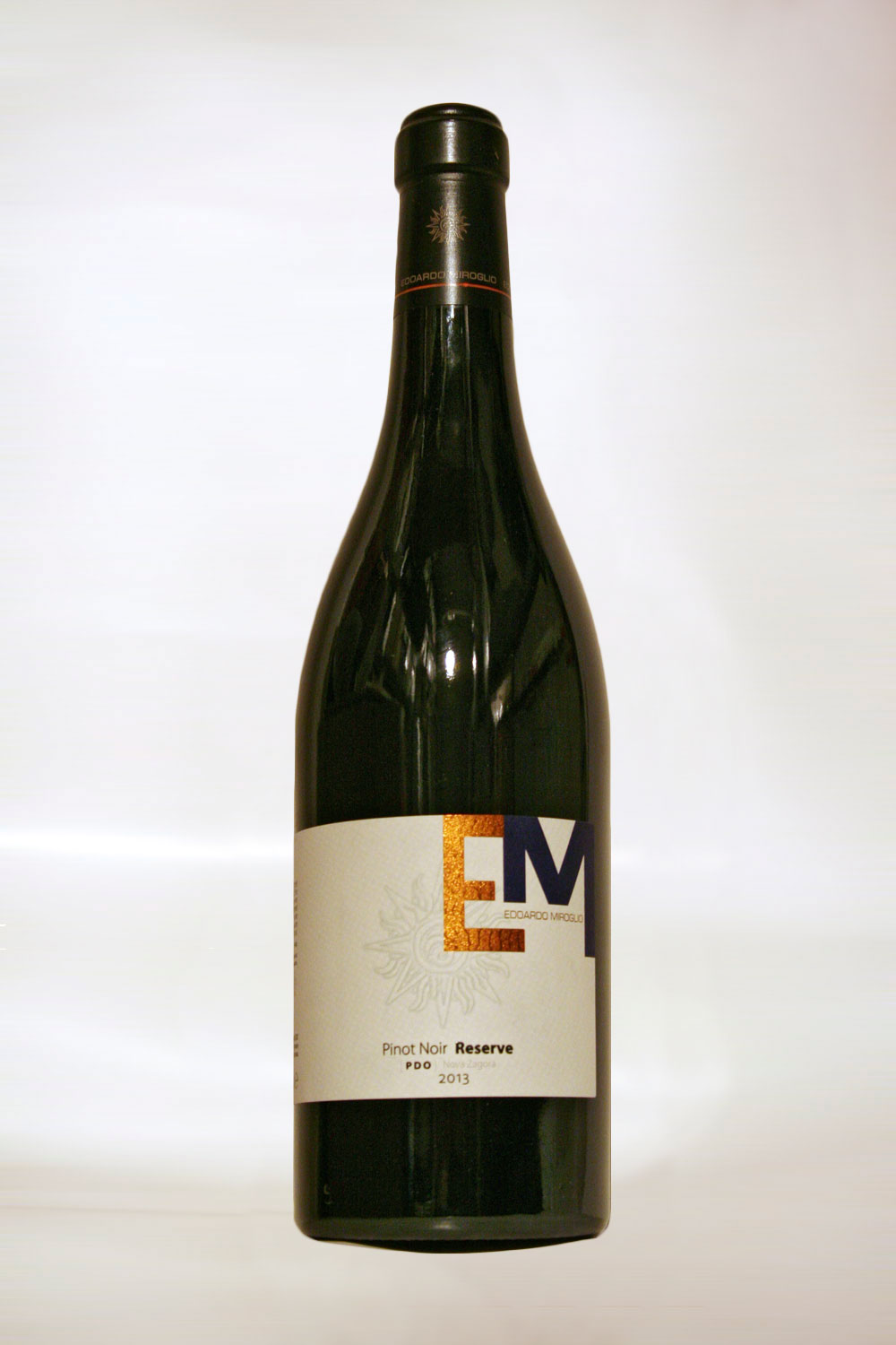 EM Pinot Noir Reserva 2013