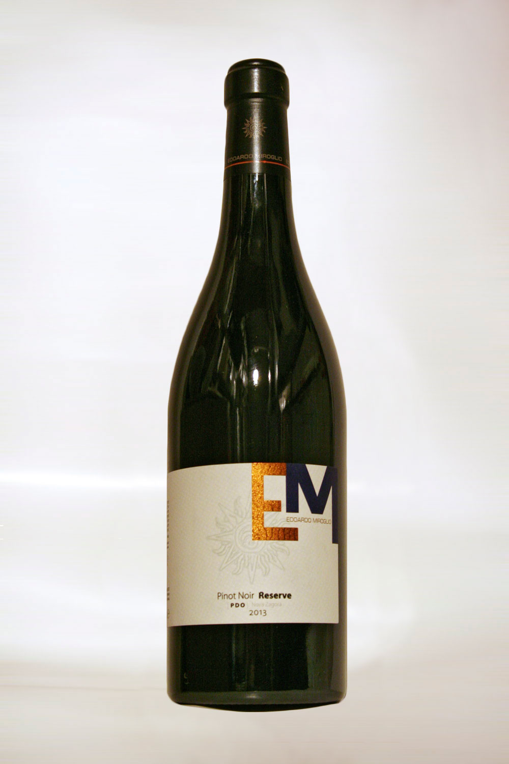 EM Pinot Noir Reserva 2013 EM Pinot Noir Reserva 2013