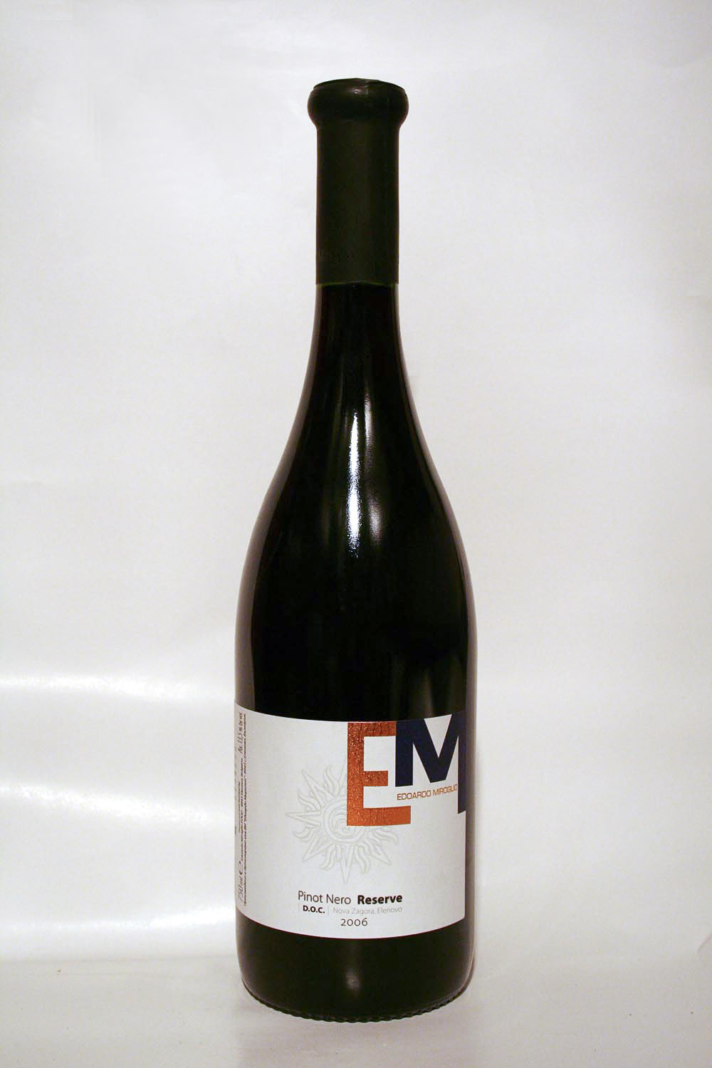 EM Pinot Nero Reserve 2006